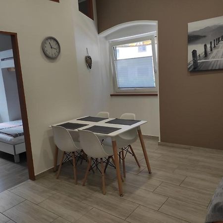 Apartment Lana อิซอลา ภายนอก รูปภาพ