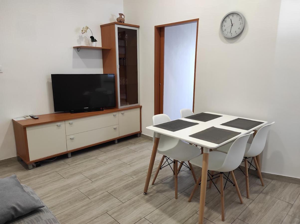 Apartment Lana อิซอลา ภายนอก รูปภาพ